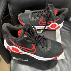 Nike Dk Trey 5 IX Size 8 New 