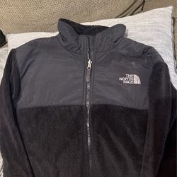 Black North Face Jacket (Youth XL)