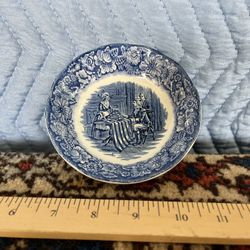 Liberty Blue Betsy Ross Historic Colonial Scenes. Antique Small Fajance Bowl. Blue and White. Made in England. 
