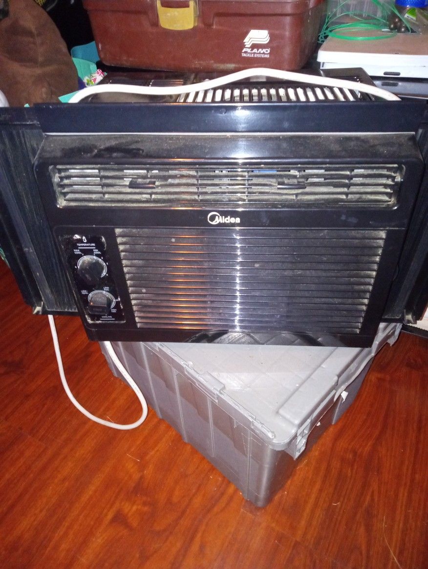 Air Conditioner