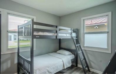 Bunk bed