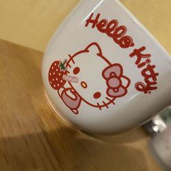 Hello Kitty Ramen Cup