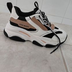 Steve Madden Black and White Sneakers