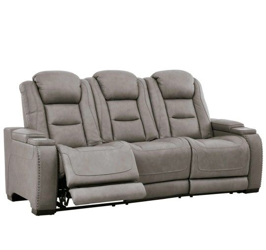 The Man-Den Gray Power Reclining Sofa