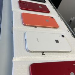 iPhone Xr Unlocked 64Gb $199 128Gb $220