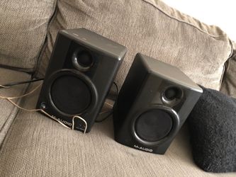 M audio av40 speakers