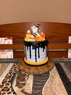 Halloween Faux Cake Decor