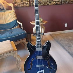 Hagstrom Viking Baltic Sea Semi-Hollow Bass