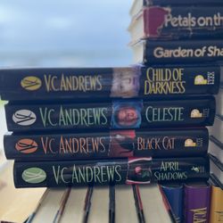🌑  VC Andrews Books - Gemini + Shadow + Extras – $35 OBO 🌑