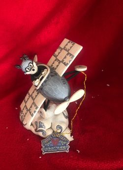 Walt Disney Show Case Collection