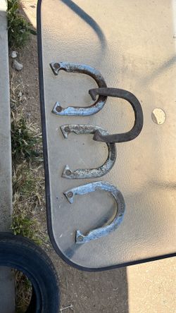 Horseshoes game .