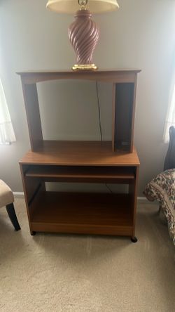 Computer table