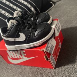 Nike Dunks