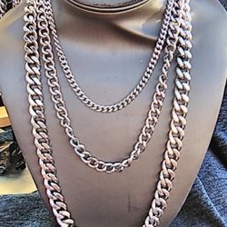 Cadenas De Acero Onoxidable. Stainless Steel 