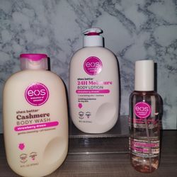 Brand NEW!!! 🍓   eos-evolution of smooth Bath & Body/Fragrance Mist - Strawberry Dream (((PENDING PICK UP)))