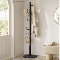 HOME Freestanding cactus coat rack with sturdy hooks