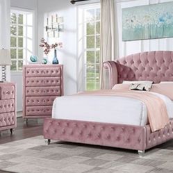 Brand New Pink Queen Bedroom Set (Available In Twin & Full Size)