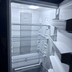 Upright freezer