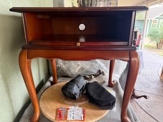Solid wood end table