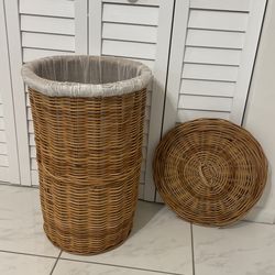 Hamper De Mimbre