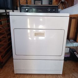 Washer Dryer Set – Maytag Washer & Kenmore Dryer – Works Great – $350