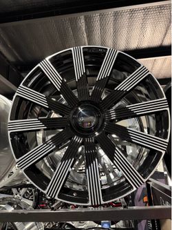 Giovanna 26s wheels tires 6 lug trucks suv Chevy gmc Escalade