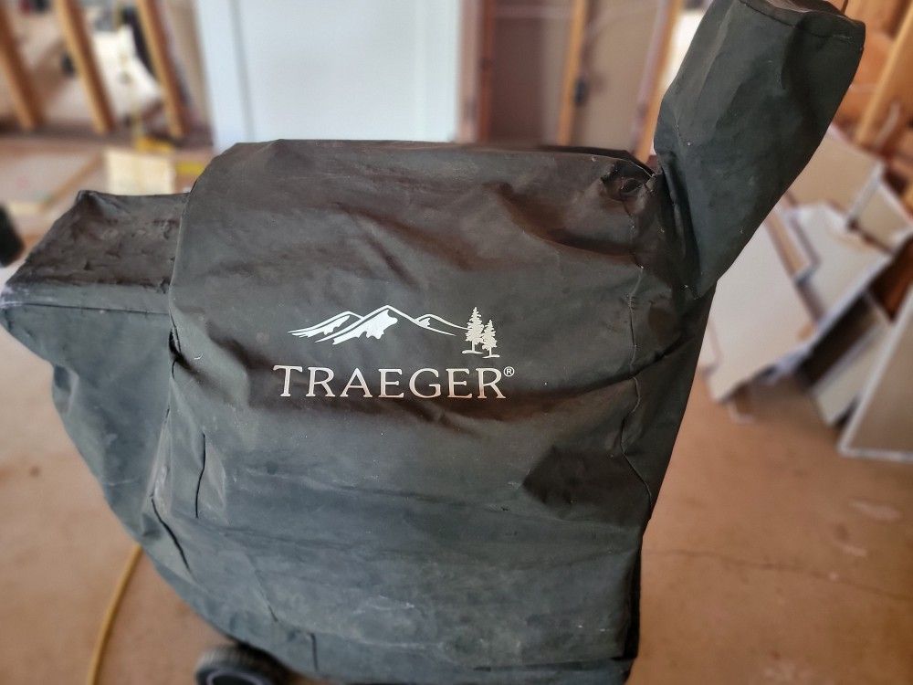 Traeger Grill BBQ & Smoker Pro SERIES 22