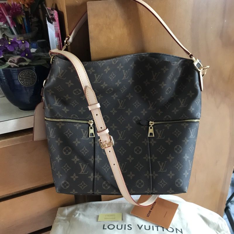 Louis Vuitton MELIE MNG handbag for Sale in Renton, WA - OfferUp