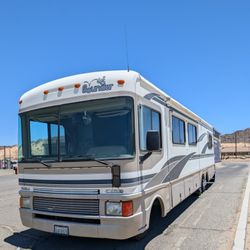 1999 Fleetwood Bounder M-36s Chevy Motorhome 