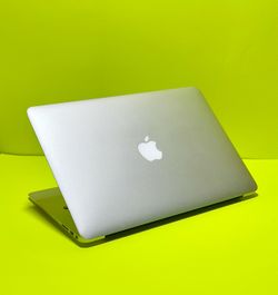 Apple MacBook Air 13” i5/8GB/256GB SSD $180