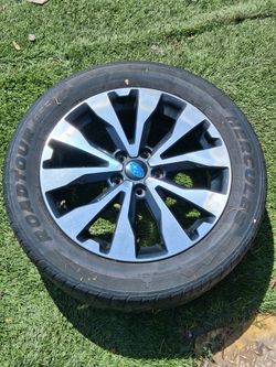 4 rims and tire