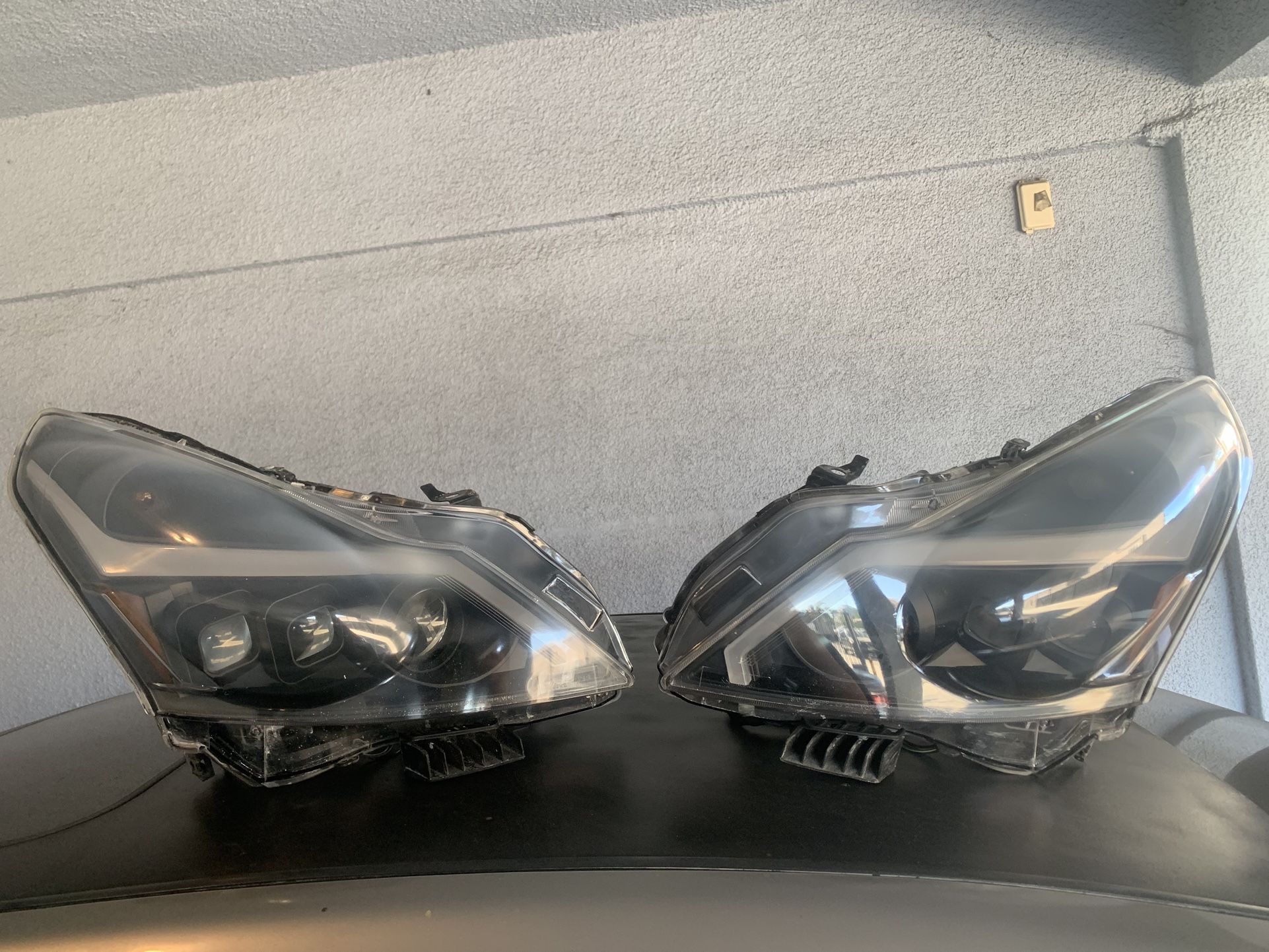 Infiniti G35/G37 Sedan GTR Style Headlights