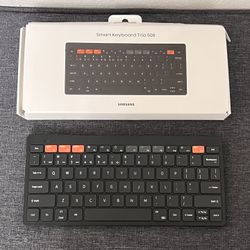 Samsung Smart Keyboard Trio 500 Bluetooth Wireless Keyboard Black