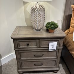 Elegant Bed Set With Night Stand