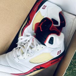 Air Jordan 5 Retro “Fire Red”