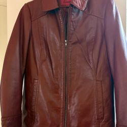 Excelled Women’s Leather Jacket M