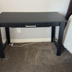 Light Weight Desk 