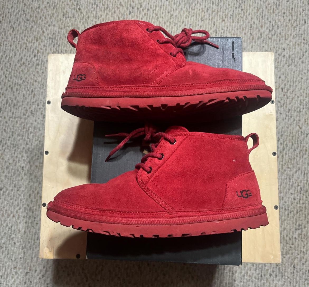 UGGS Neumel Red Boots Mens size 9 Preowned