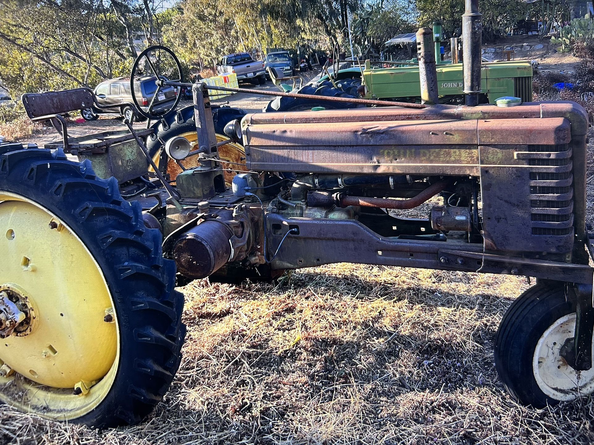 John Deere b