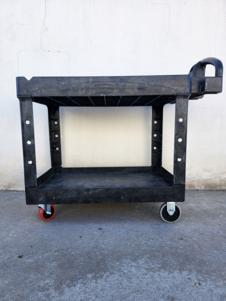 Rubbermaid Utility Cart