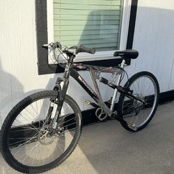 Mongoose XR200 full-suspension mountain bike