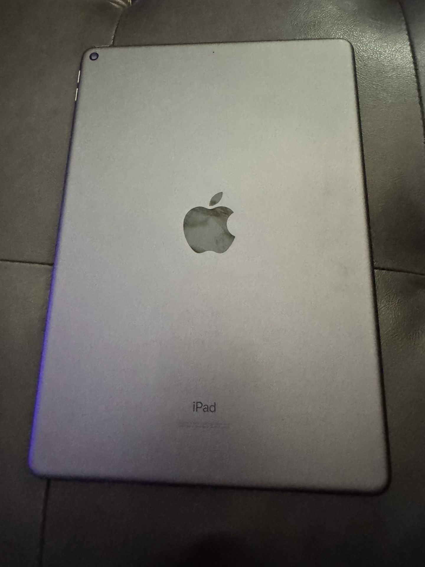 iPad Air 3 Great Condition 