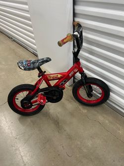 Disney Cars Lightning McQueen Kids Bike