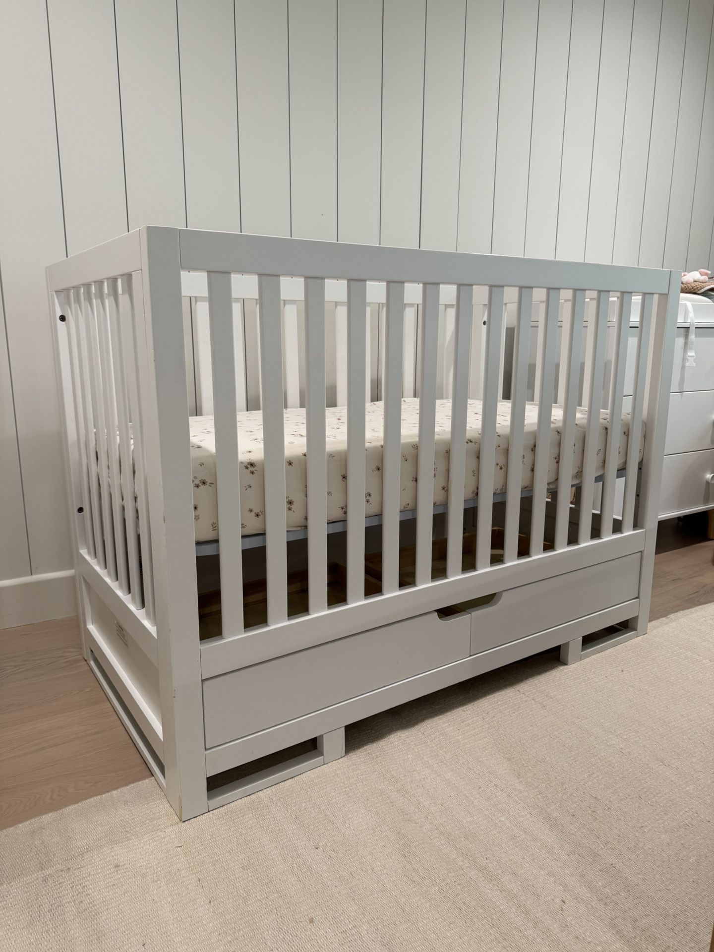 Babyletto Bento Crib With Storage!