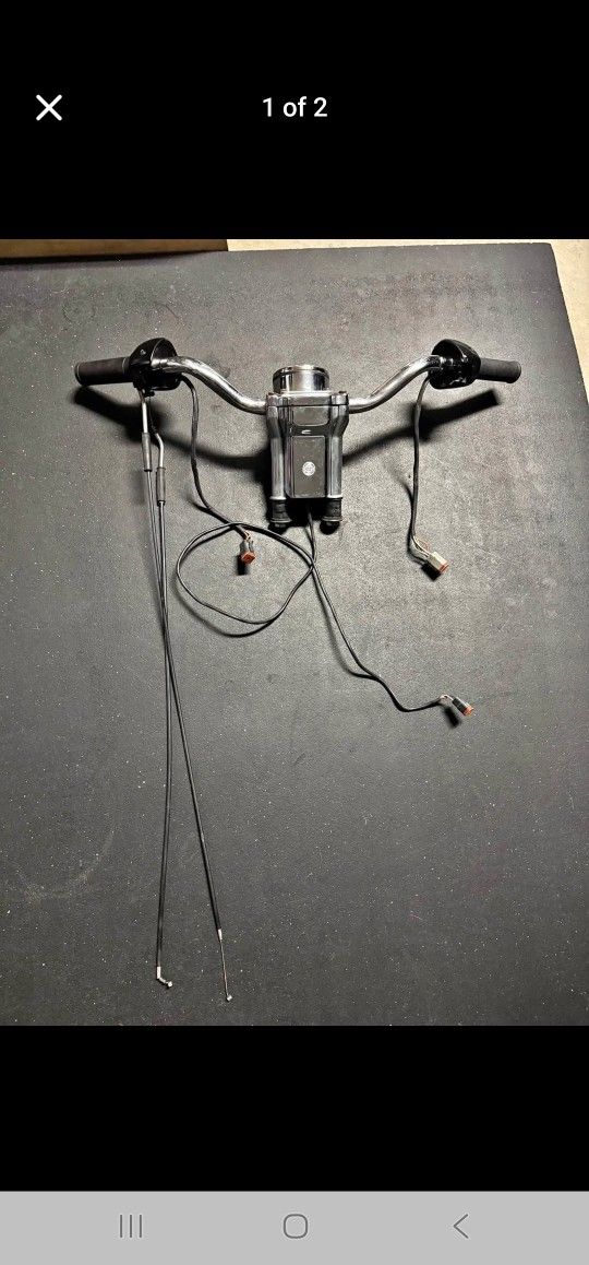 Harley 100 Year Anniversary Risers Bars Controls And Speedo