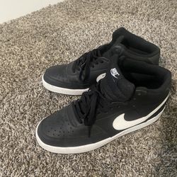 Nikes shoes