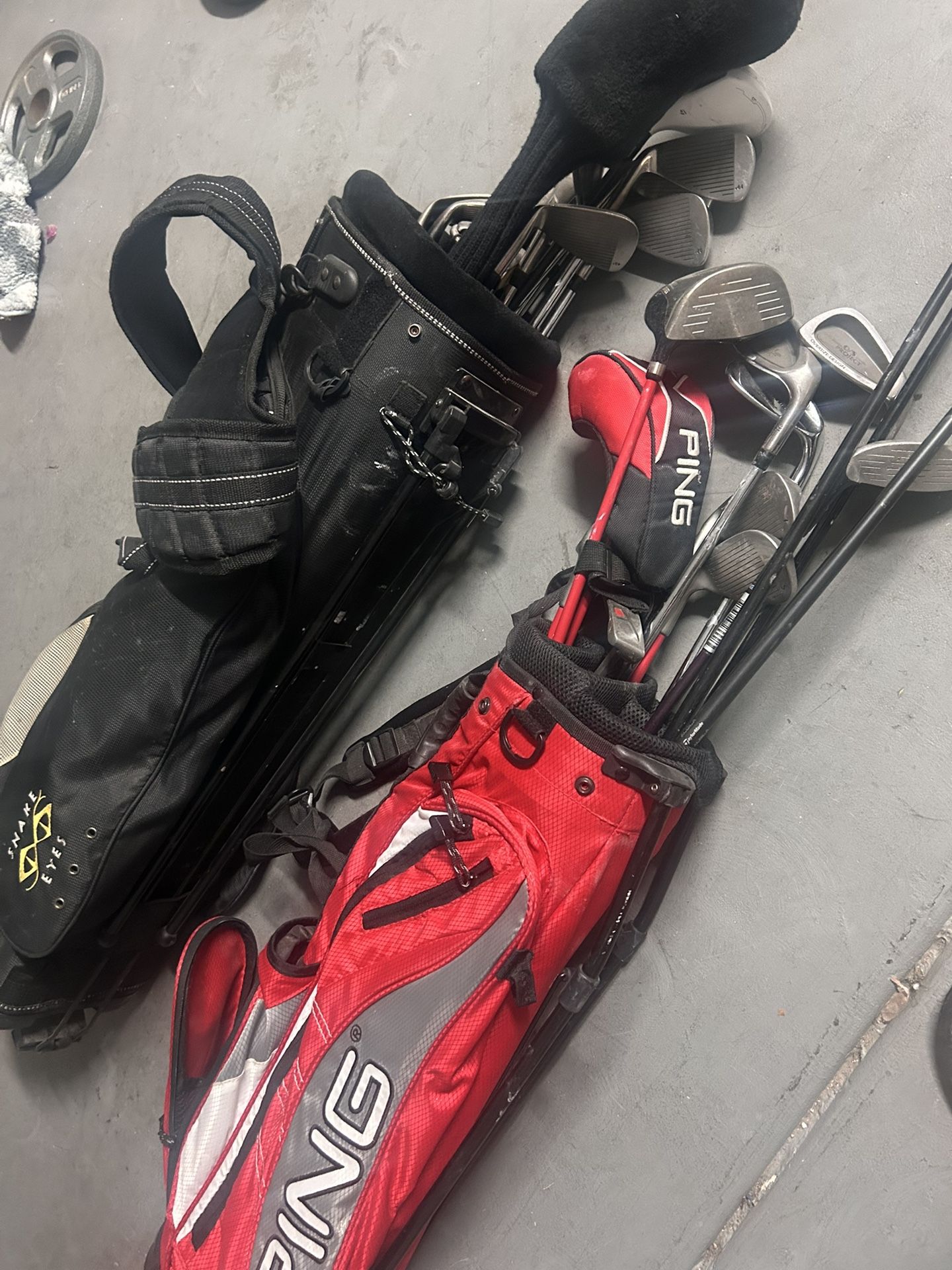 PING Moxie G Sets & Snake Eyes Golf Set With Bags