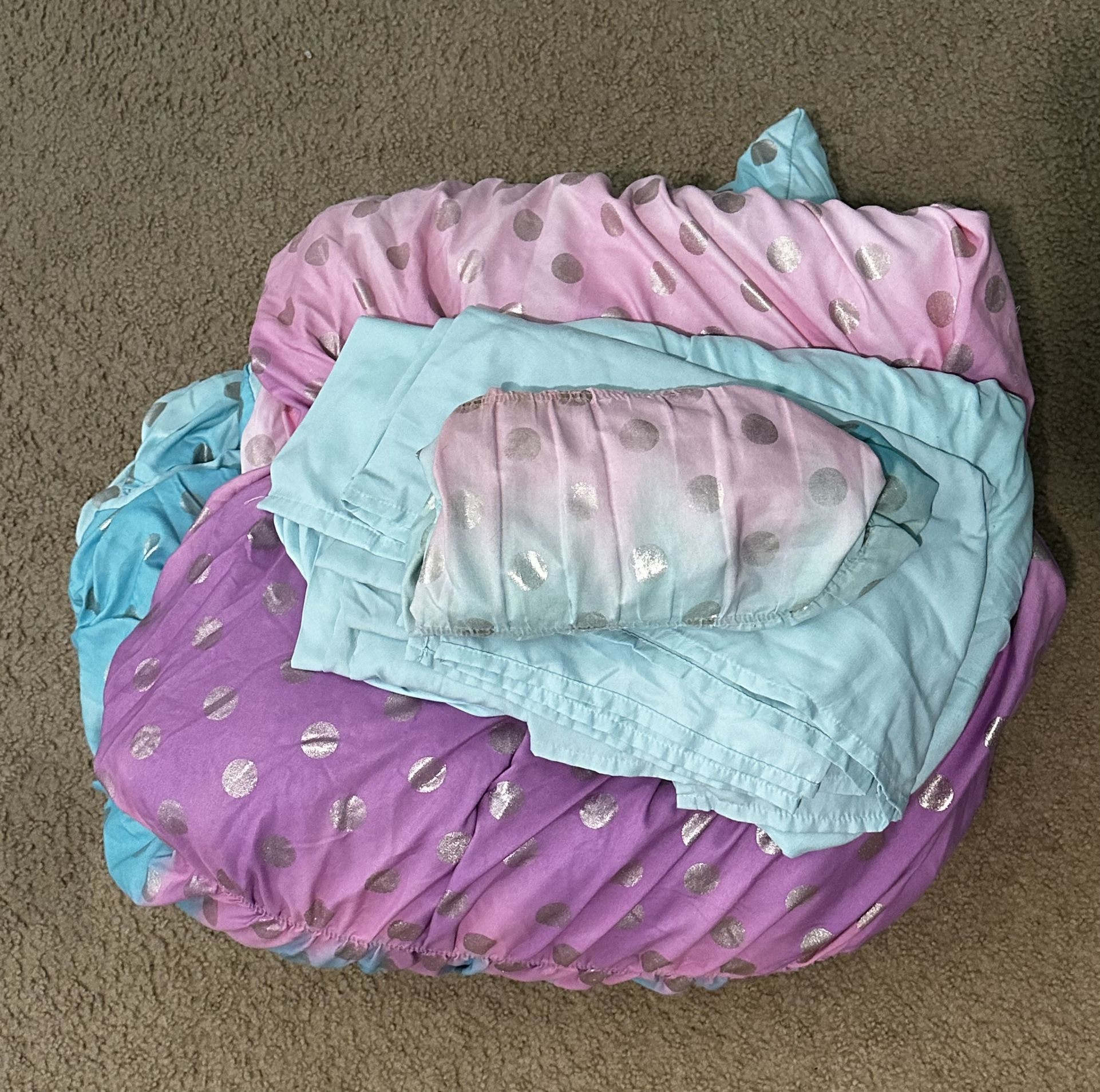 Twin Size Justice Bedding Set