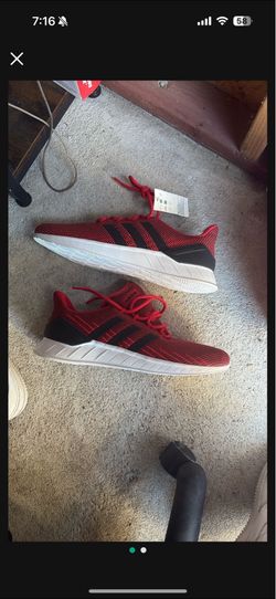 Size 13 adidas  QUESTAR FLOW NXT 'VIVID RED BLACK