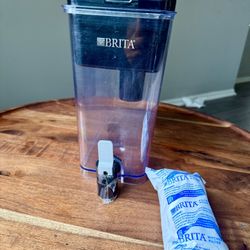 💧 Brita Water Filter Dispenser – Large Capacity w/ FREE New Filter 💧